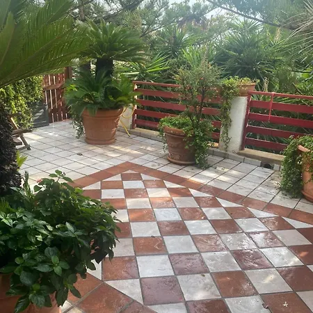 Nyaraló Al Giardino Taranto